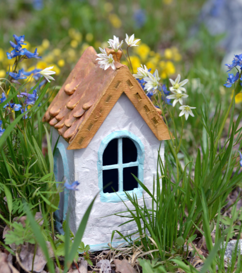 Magical Clay Homes: For ages 9 - 12